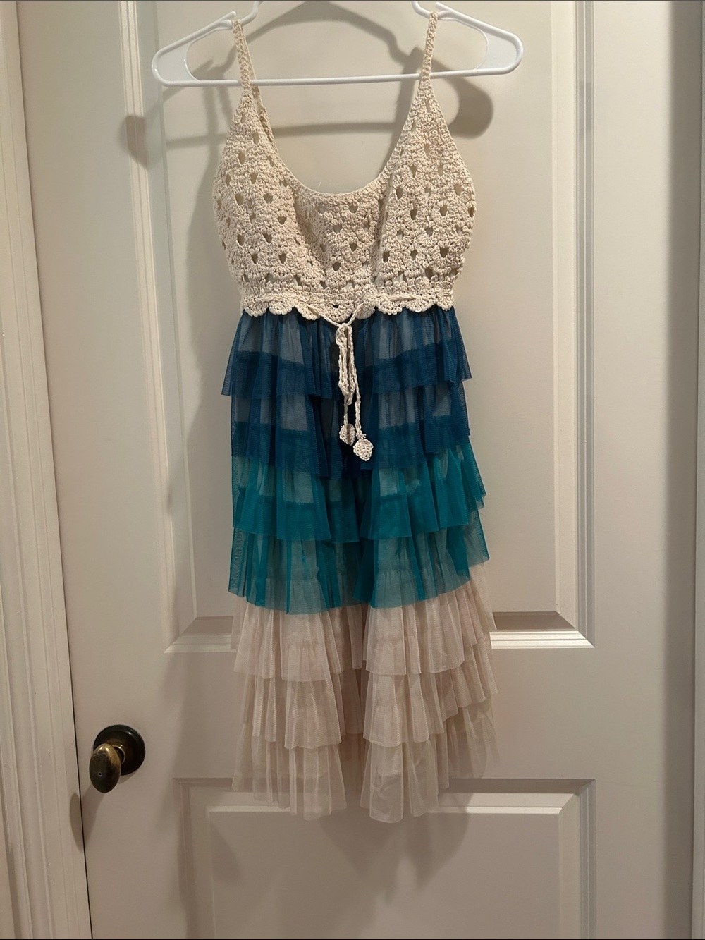 J GEE crochet spaghetti strap ruffle tier tulle dress elastic tube back size M